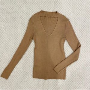 AKIRA night out V Neck cut out Bodycon Top